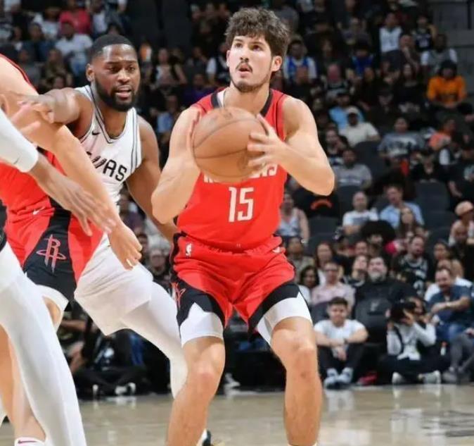 德去改打替, 考辛斯等名 德去改打替, 考辛斯等名