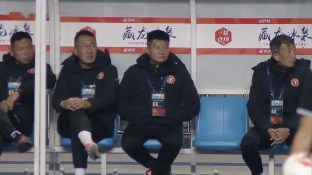 队友高高跃 队友高高跃