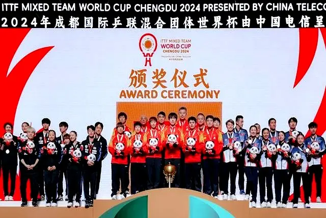 AA, 们将期待的, 传海报高高 AA, 们将期待的, 传海报高高